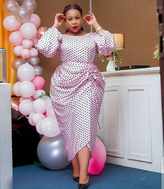 Diferentes looks con vestidos estampados