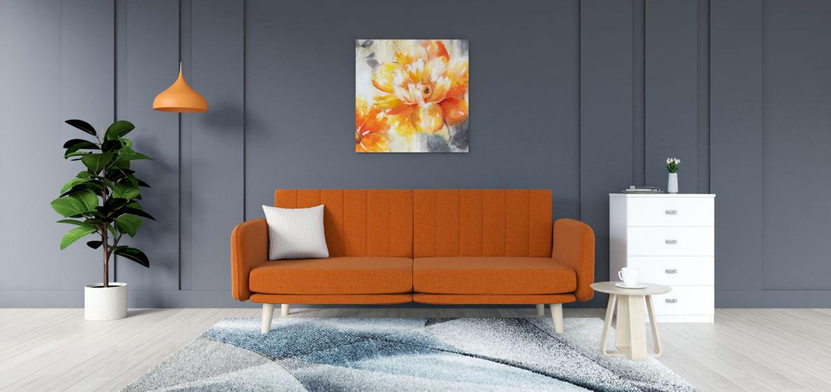 salón gris y naranja