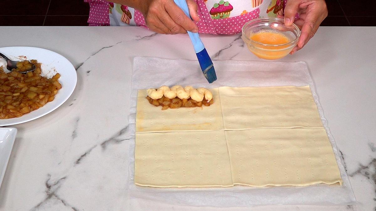 CAÑAS DE HOJALDRE CON CREMA Y MANZANAS, FÁCILES, CREERÁN QUE SON DE PASTELERÍA - Loli Domínguez - Foto 16