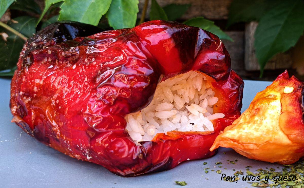 pimientos rellenos airfryer freidora aire - pan uvas y queso