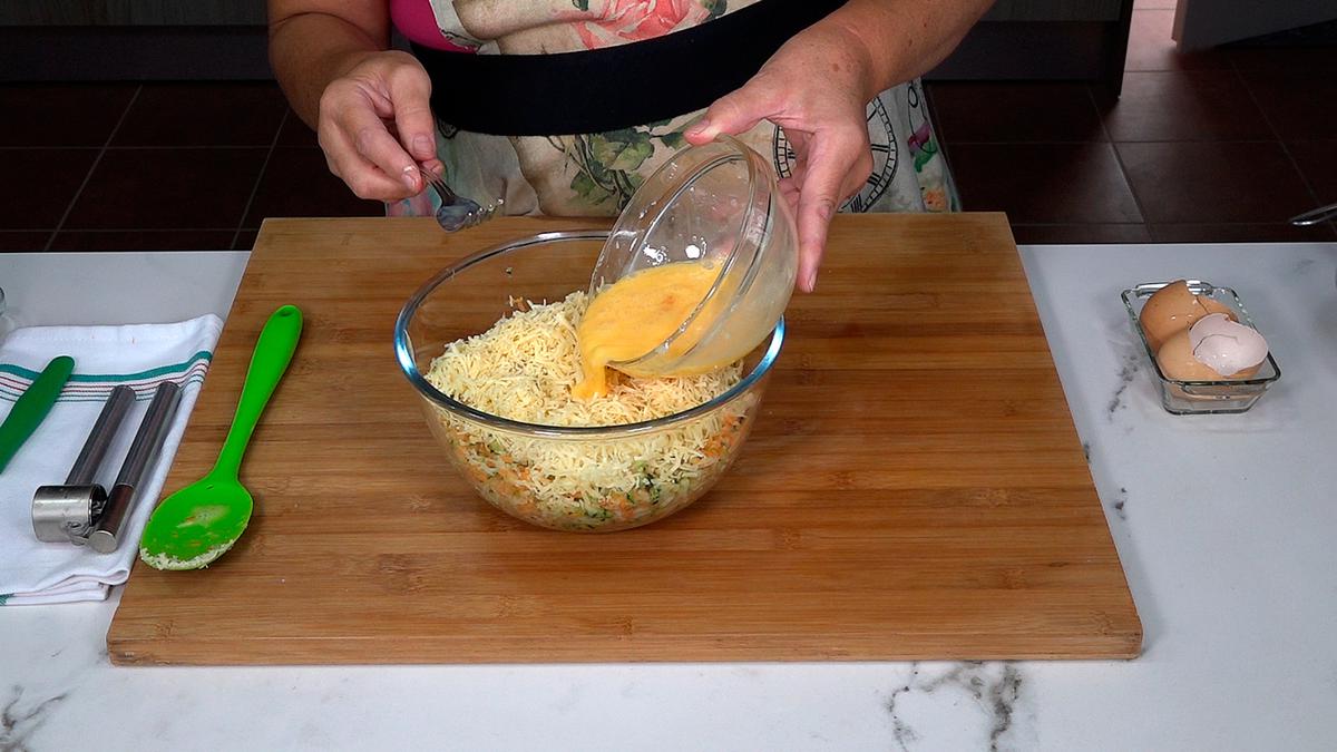 TORTITAS DE VERDURAS, RECETA MUY FÁCIL Y DELICIOSA - Loli Domínguez - Foto 7