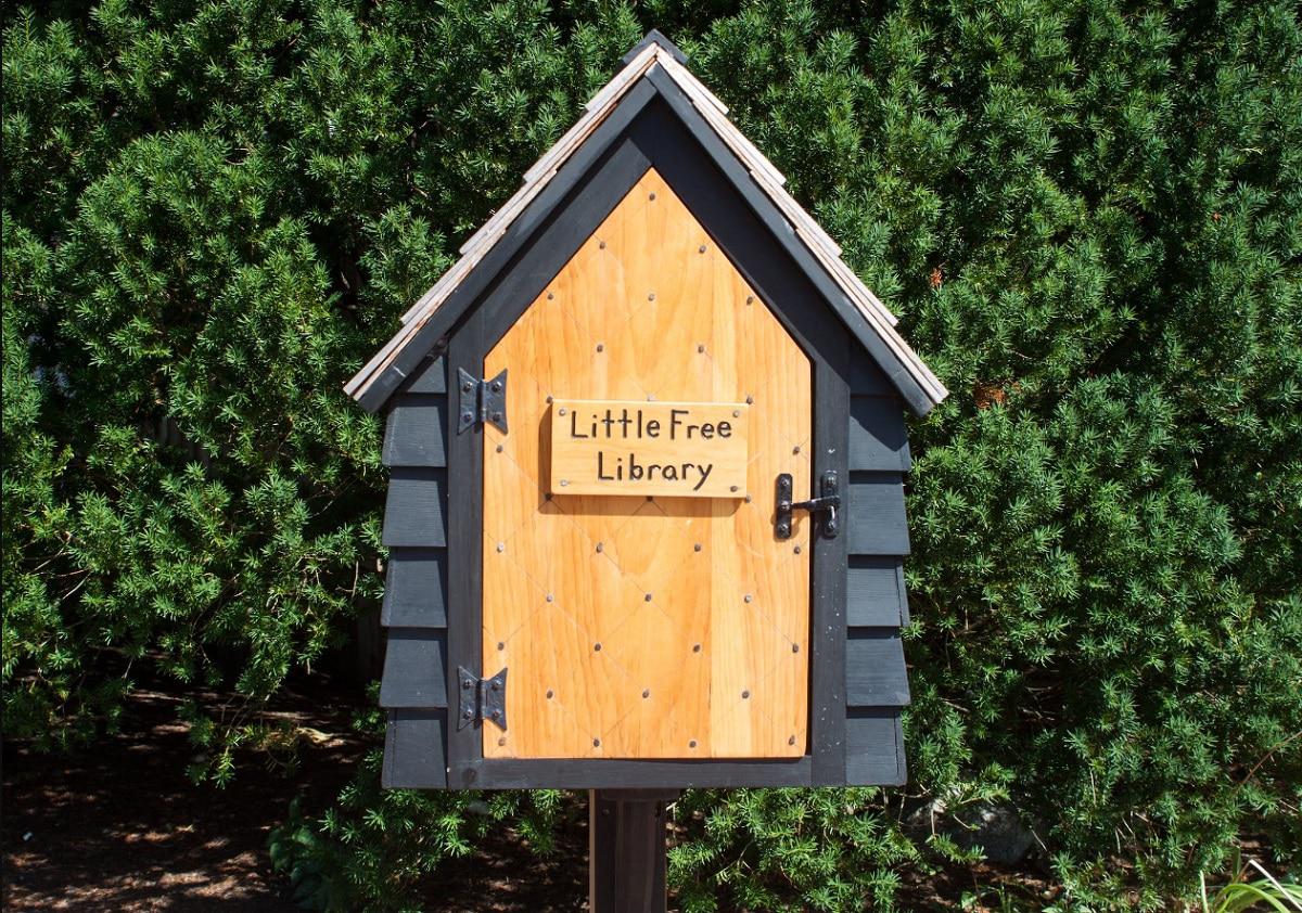 Buz&oacute;n original para casa