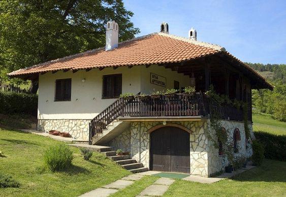 Casas rústicas de dos pisos