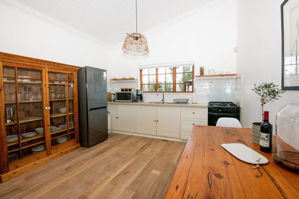 Interiores de casas tipo cabaña