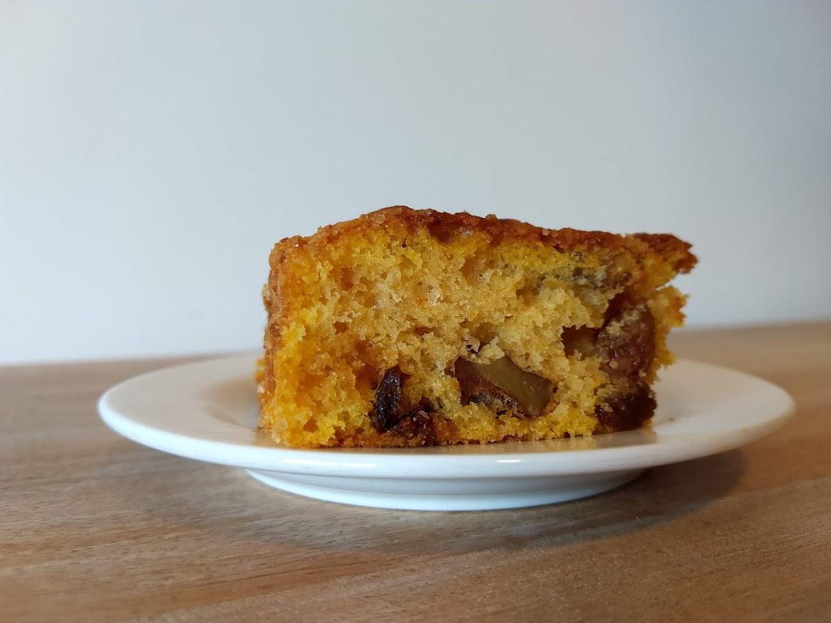 Coca de calabaza, pasas y nueces