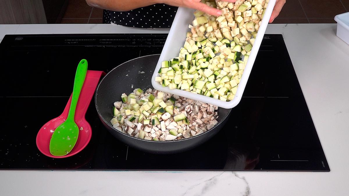 PIMIENTOS RELLENOS DE POLLO Y VERDURAS - Loli Domínguez - Foto 8