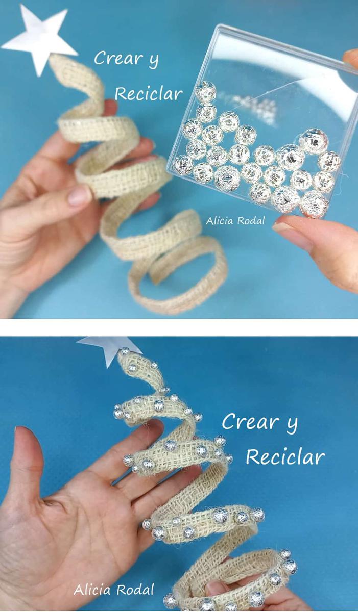 En el tutorial anterior les mostré 3 maneras diferentes de hacer los árboles en espiral. Con estos 3 diseños hice 5 pinos diferentes, para mostrarles 5 opciones para decorarlos, usando diferentes materiales.