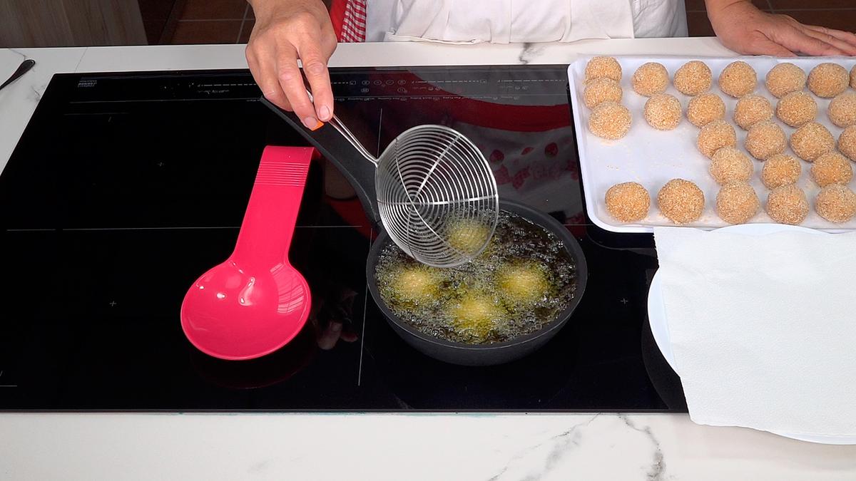 CROQUETAS DE GAMBAS O CAMARONES, APERITIVO ESPECIAL NAVIDAD - loli Domínguez - Foto 17