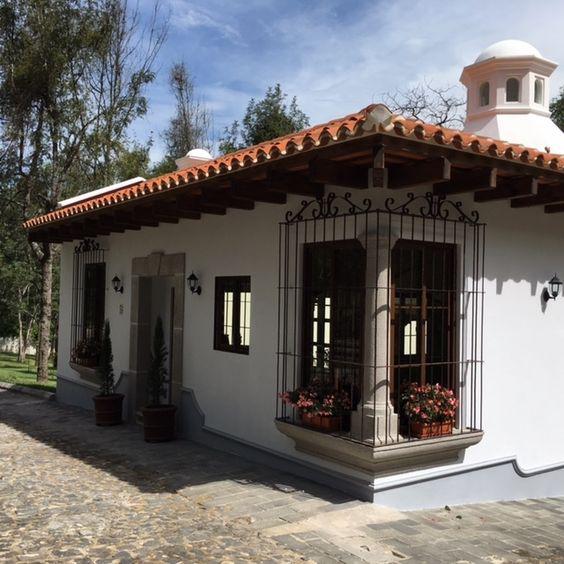 Fachadas clásicas rústicas