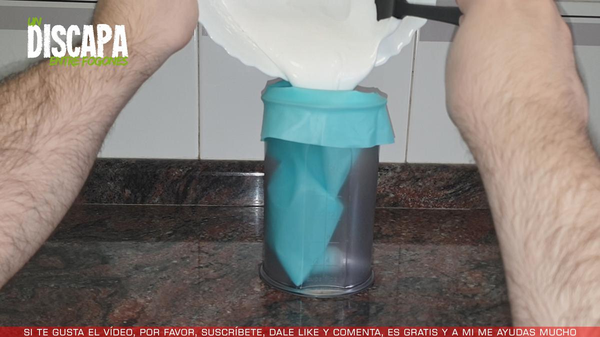 Clafoutis de fresas - Paso 1 - Un Discapa Entre Fogones