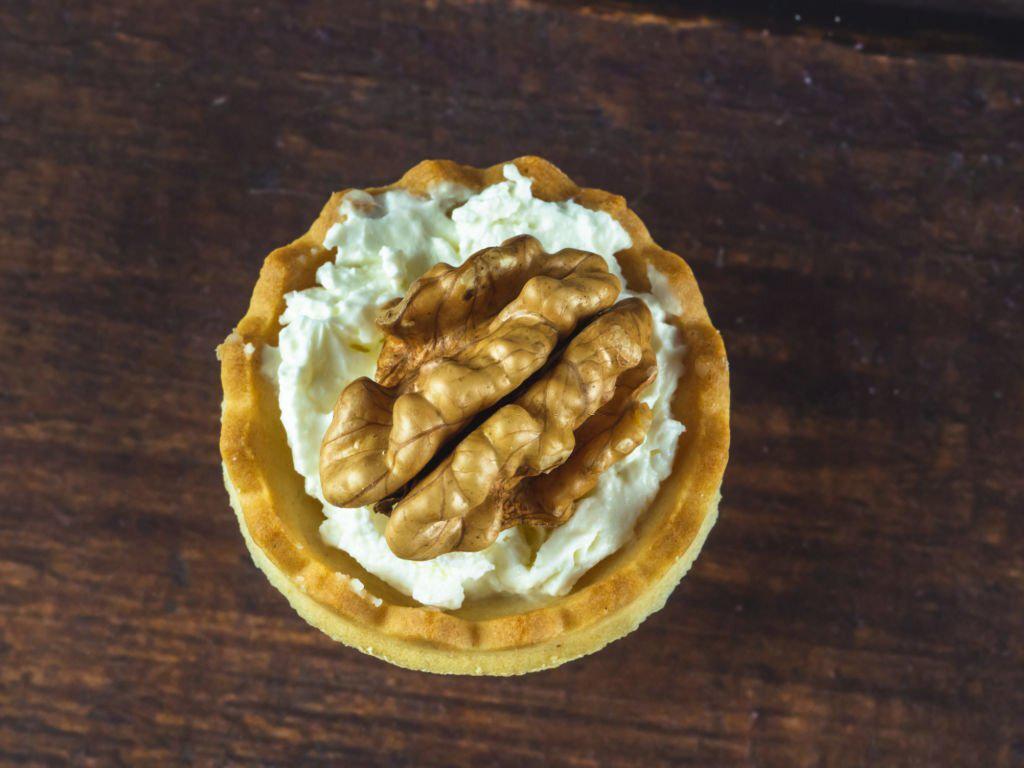 canape queso de cabra y nueces