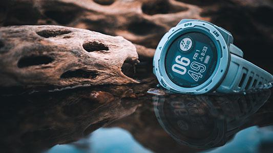 reloj garmin con gps resistente al agua