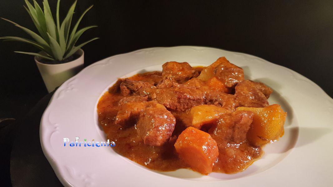 Guiso de ternera en olla de cocción lenta Patricienta Cook