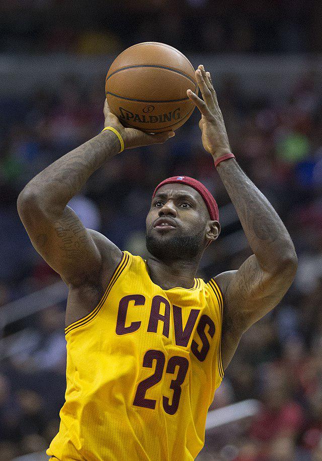 LeBron James mejores jugadores de baloncesto de todos los tiempos