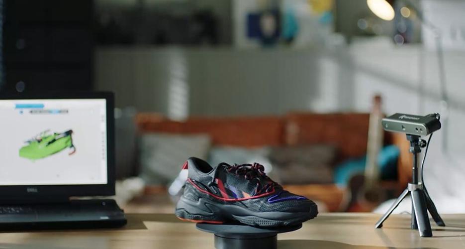 Revopoint POP 2 - Escaneo 3D