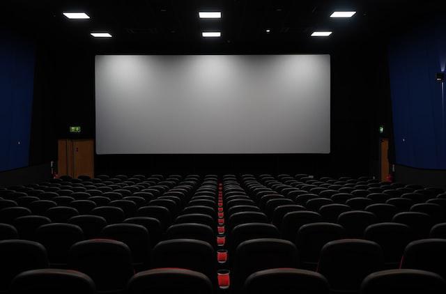 ¿Somos responsables de la decadencia de las salas de cine?