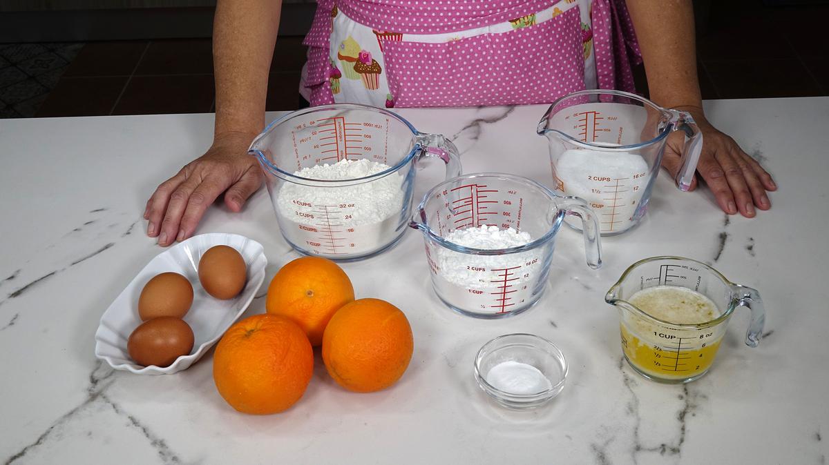 Bizcocho de naranja alto y esponjoso, con un sabor irresistible - Loli Domínguez - Foto 1