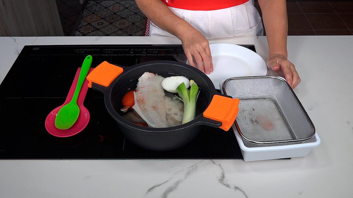 Guiso de garbanzos con almejas, una receta tradicional y fácil - Loli Domínguez - Foto 2