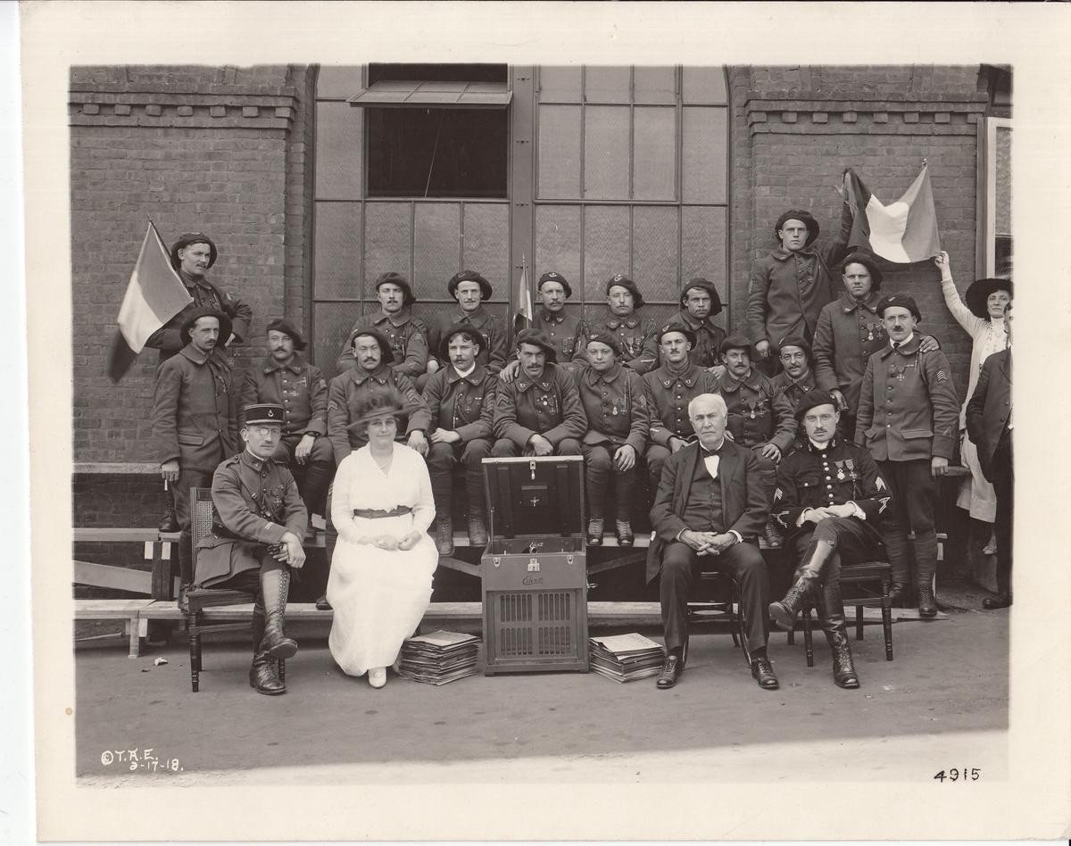 Qué invento Edison a lo largo de su vida