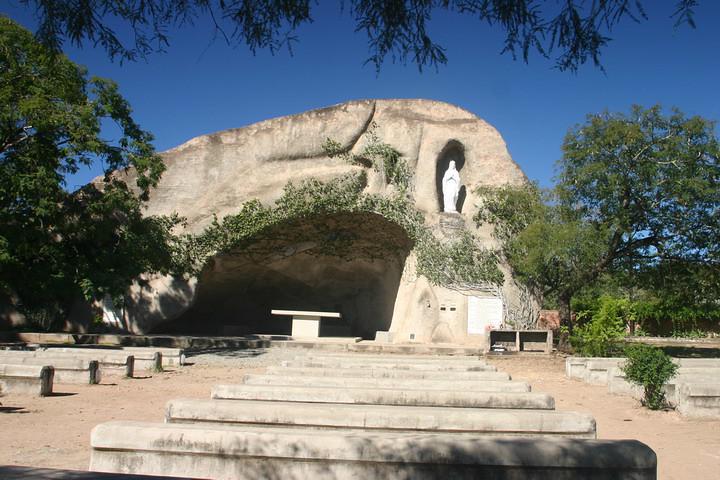 16 Gruta San Pedro de Colalao