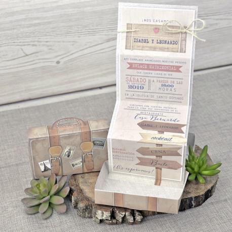 Invitación de boda con forma de maleta vintage