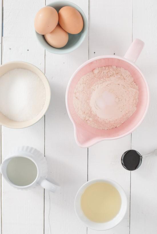 Ingredientes de un bizcocho y cual es su función en el resultado