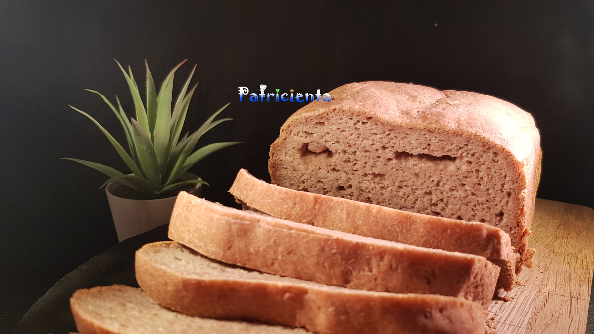 Pan de Trigo Sarraceno en panificadora sin gluten. Patricienta Cook.