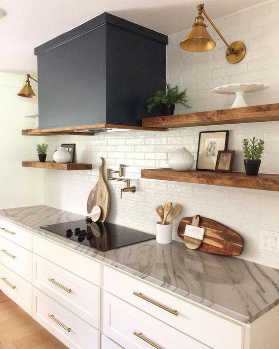 Repisas en la encimera de tu cocina