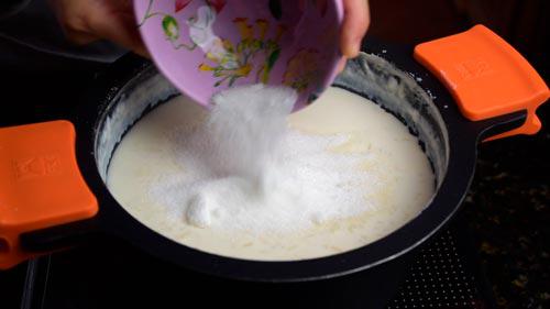 echar endulzante al gusto