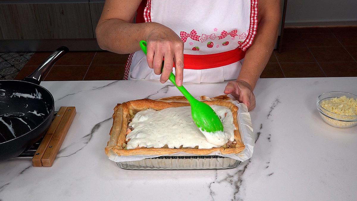 HOJALDRE CON BERENJENAS, SALMÓN Y BECHAMEL - Loli Domínguez - Foto 15