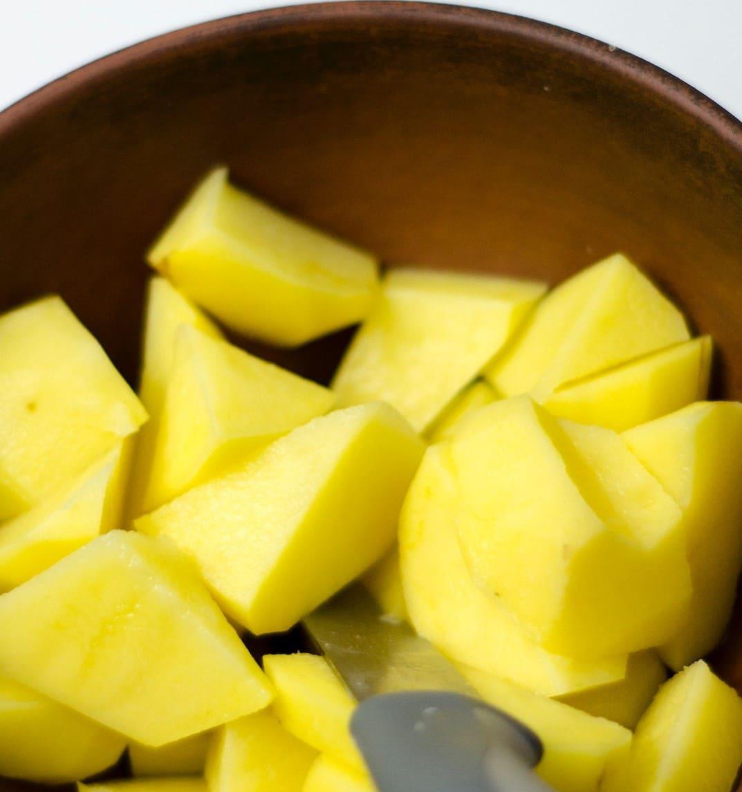 patatas cortadas tortilla de patatas