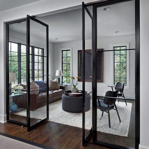 Puertas con paneles de vidrio