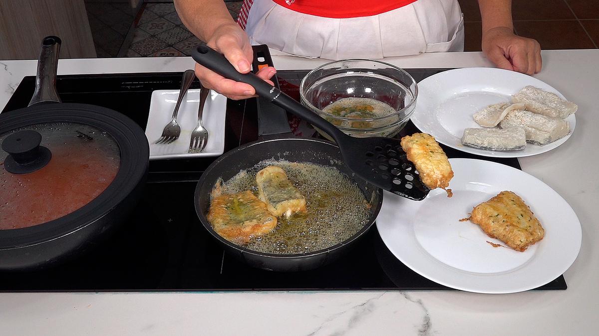 BACALAO CON TOMATE FÁCIL. Receta tradicional - Loli Domínguez - Foto 8