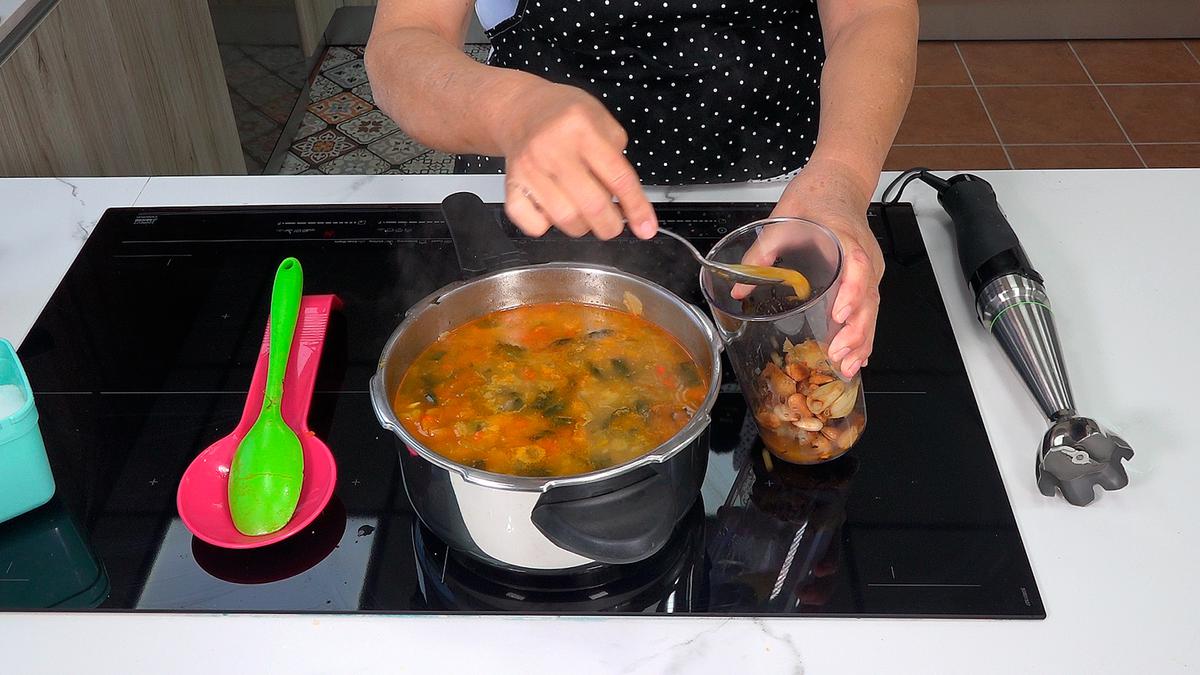 GARBANZOS CON VERDURAS, SALUDABLE Y RIQUÍSIMO - Loli Domínguez - Foto 12