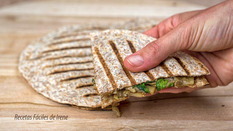 receta para cena de quesadillas con queso y champiñones