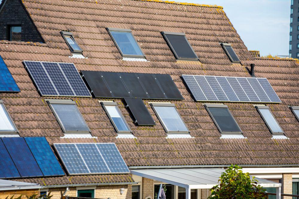 Tipos de placas solares para consumo eléctrico doméstico.