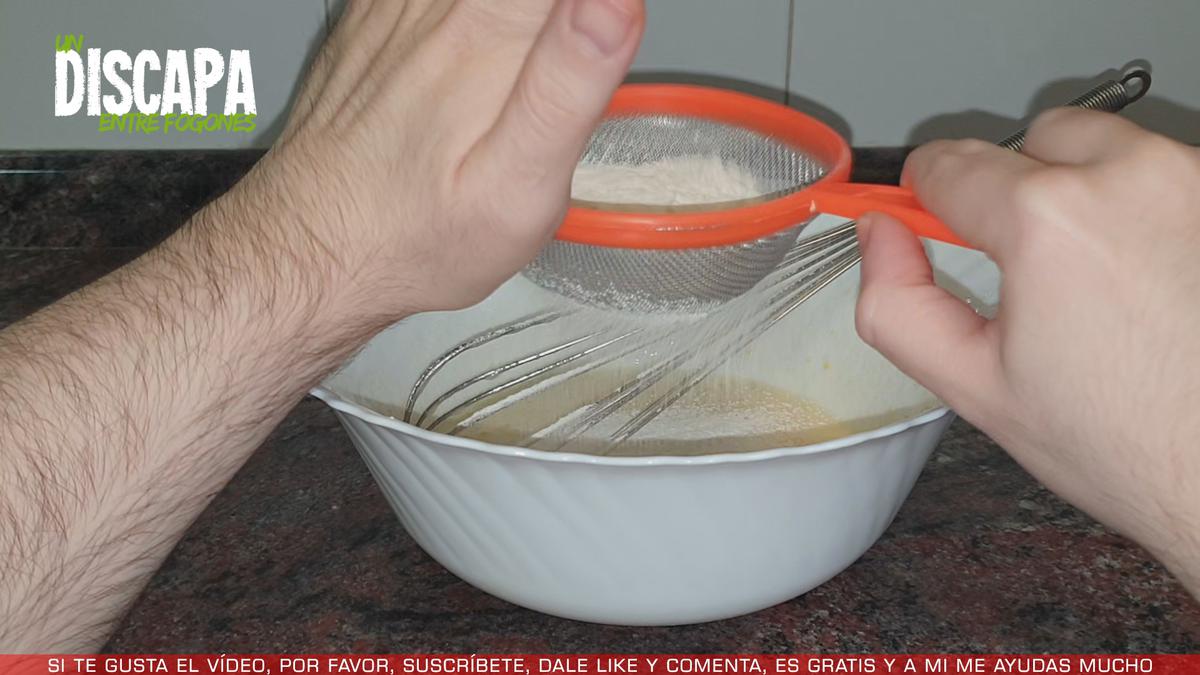 Clafoutis de fresas - Paso 1 - Un Discapa Entre Fogones