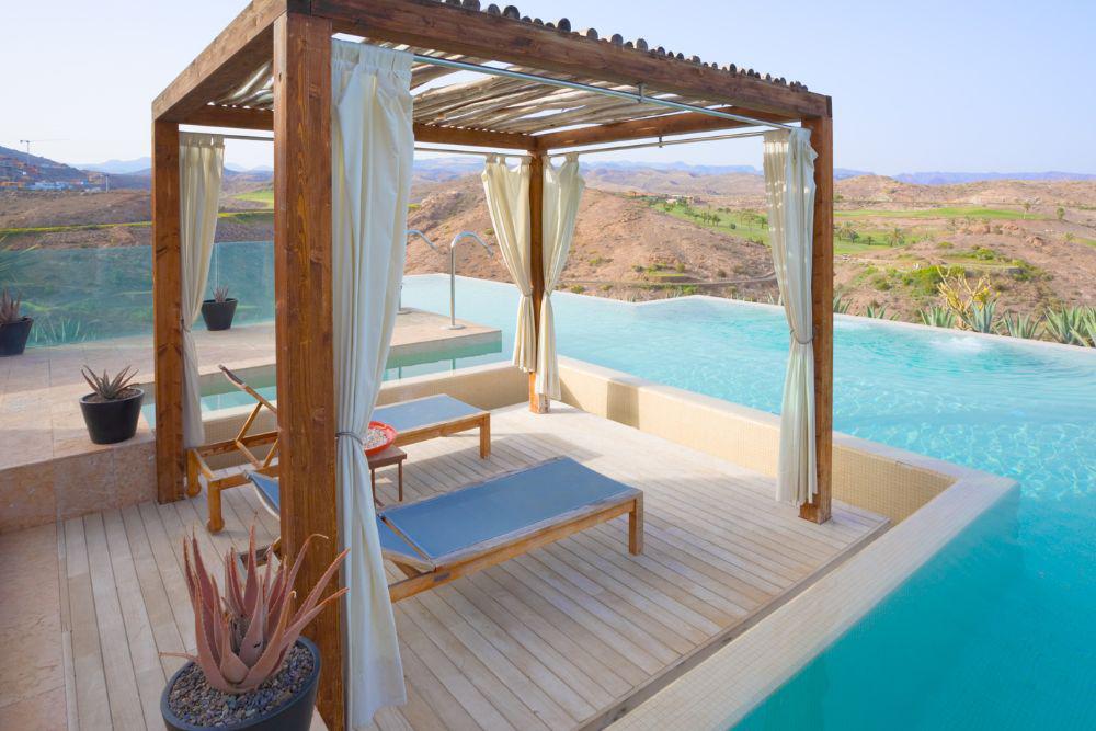 Pérgola para decoración exterior.