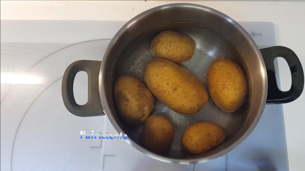 Sandwichera 3 en 1 de Cecotec. Funcionamiento y 3 recetas Gofre de patata.