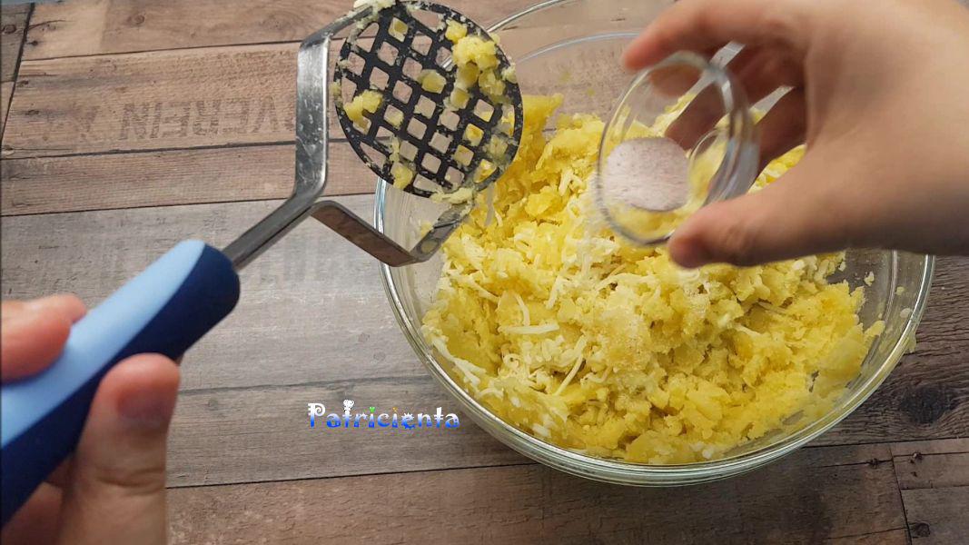 Sandwichera 3 en 1 de Cecotec. Funcionamiento y 3 recetas Gofre de patata.