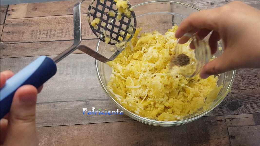 Sandwichera 3 en 1 de Cecotec. Funcionamiento y 3 recetas Gofre de patata.