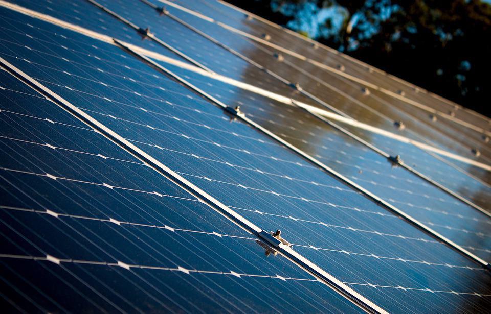 Colocar paneles solares en casa: cómo elegirlos según tus necesidades 1
