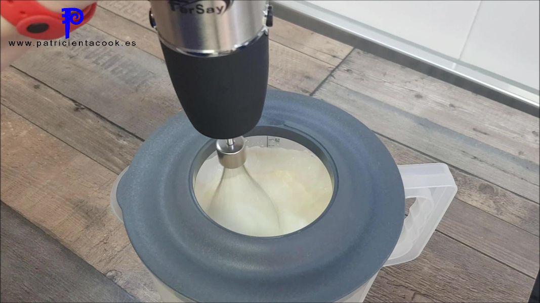 Tarta Portuguesa o tarta de nata (crema de leche). Patricienta Cook.