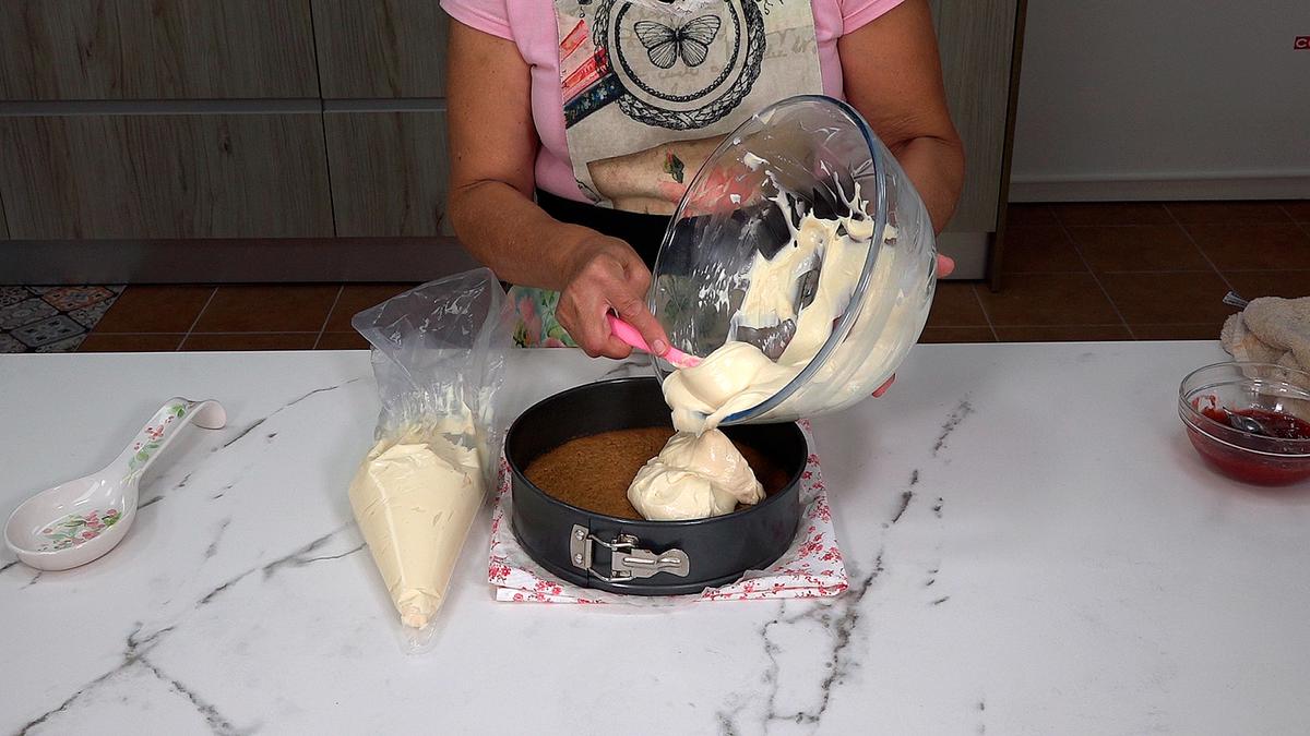 TARTA DE QUESO (CHEESECAKE) CON FRESAS. Una receta deliciosa, fácil y sin complicación - Loli Domínguez - Foto 9