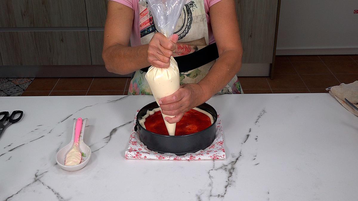 TARTA DE QUESO (CHEESECAKE) CON FRESAS. Una receta deliciosa, fácil y sin complicación - Loli Domínguez - Foto 11