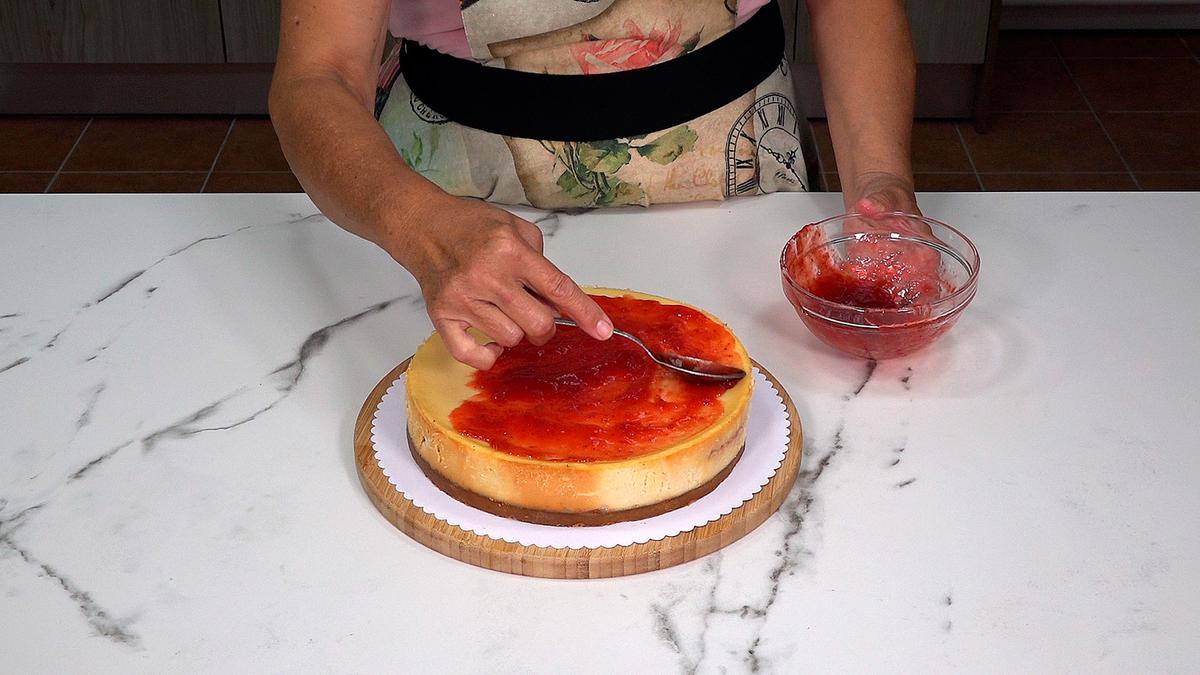 TARTA DE QUESO (CHEESECAKE) CON FRESAS. Una receta deliciosa, fácil y sin complicación - Loli Domínguez - Foto 15