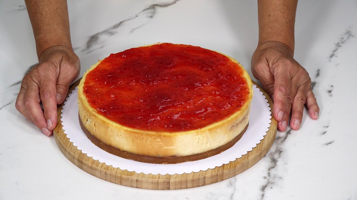 TARTA DE QUESO (CHEESECAKE) CON FRESAS. Una receta deliciosa, fácil y sin complicación - Loli Domínguez - Foto 16