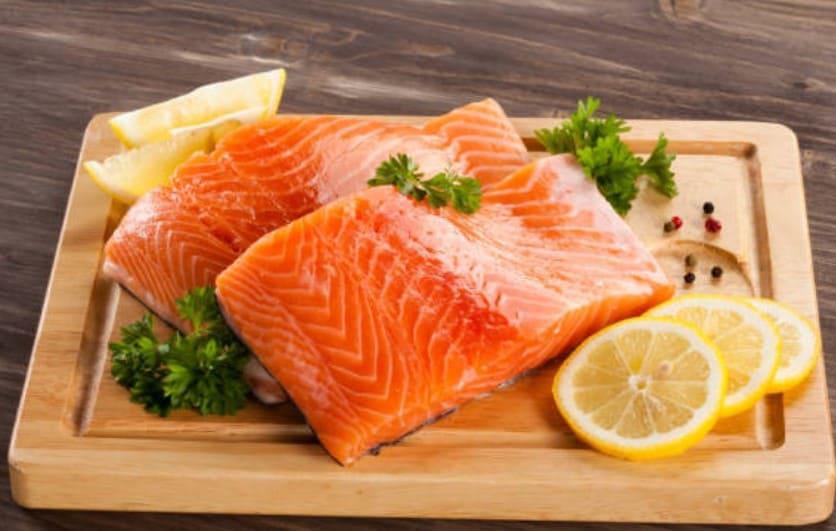 salmon al horno o a la plancha. beneficios