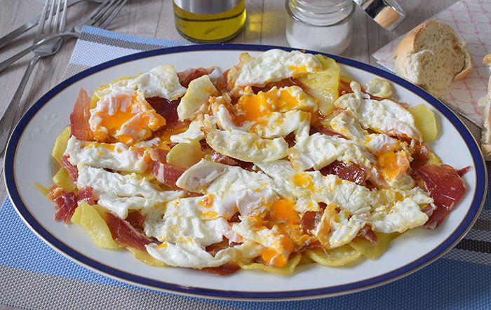 receta de huevos rotos