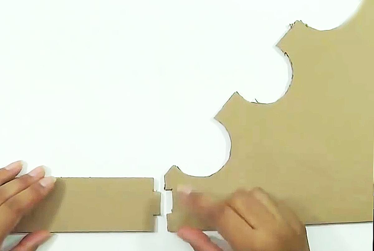 Organizador de pulseras con cartón